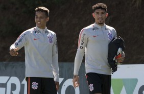 Pedrinho e Douglas em Chapec para o treino desta segunda-feira