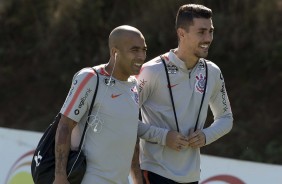 Sheik e Danilo Avelar no treinamento em Chapec