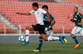 Fessin no jogo contra o Palmeiras, pelo Brasileiro Sub-20