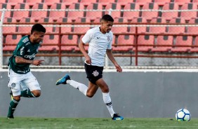 Joo Victor no jogo contra o Palmeiras, pelo Brasileiro Sub-20