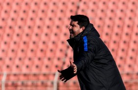 Técnico Eduardo Barroca durante empate contra o Palmeiras, pelo Brasileiro Sub-20