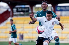 Janderson durante partida contra o Palmeiras, pelo Paulista Sub-20