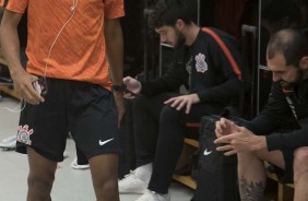 Pedrinho antes do jogo contra o Grmio, na Arena Corinthians