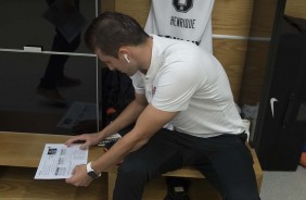 Zagueiro Henrique antes do jogo contra o Grmio, na Arena Corinthians