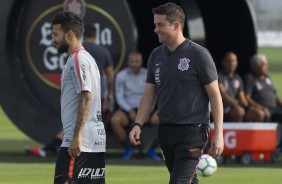 Clayson e Osmar Loss no treino que inicia a preparao para o jogo contra o Fluminense