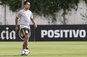 Jadson no treino desta sexta