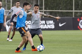 Jogadores treinam para enfrentar o Paran no jogo deste sbado pelo Brasileiro