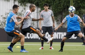 Jogadores treinam para enfrentar o Paran no jogo deste sbado pelo Brasileiro