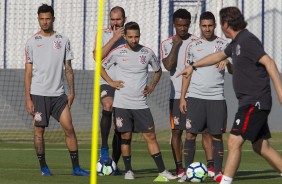 Jogadores durante o último treino antes de enfrentar o Atlético-MG