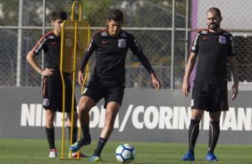 Matheus Matias e Danilo durante reapresentação do elenco nesta quinta-feira