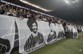 108 bandeiras foram estendidas na Arena Corinthians em homenagem ao aniversário do clube