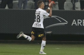 Pedrinho marcou o gol corinthiano contra o  Atltico-MG, na Arena Corinthians