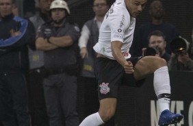 Roger em jogada contra o  Atltico-MG, na Arena Corinthians, pelo Brasileiro 2018