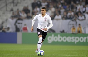 Lo Santos tambm entrou como titular diante o Atltico-MG, na Arena Corinthians