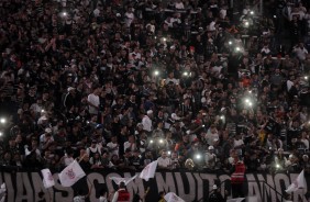 Torcedores prestaram homenagem aos 108 anos do Corinthians