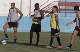 Jogadores durante treinamento no CT do Fortaleza; Time cedeu o espao para o Timo