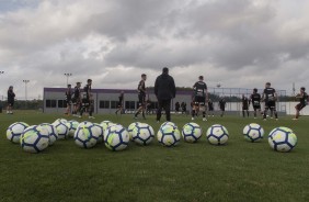 No CT Joaquim Grava, Corinthians se reapresenta aps empate com Atltico Mineiro