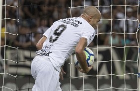 Roger marcou o único gol do Timão contra o Ceará, pelo Campeonato Brasileiro
