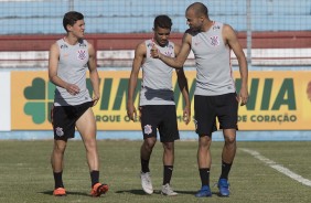 Vital, Pedrinho e Roger durante treino no CT do Fortaleza