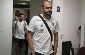 Danilo chega ao vestiário para a partida contra o Palmeiras