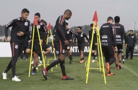 Jogadores durante o último treino antes de enfrentar o Palmeiras