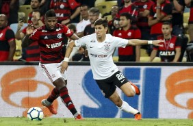 Mateus Vital durante partida contra o Flamengo, pela Copa do Brasil, no jogo de ida