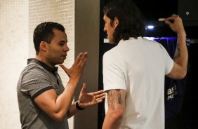 Jair Ventura conversa com Cssio antes da partida contra o Flamengo