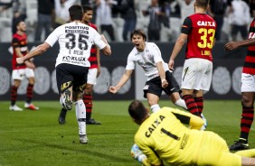 Danilo Avelar marcou seu primeiro gol com a camisa do Timão