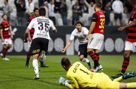 Danilo Avelar marcou seu primeiro gol com a camisa do Timão
