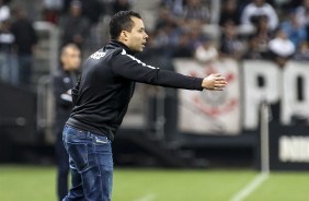 Jair Ventura comandou o Timão na vitória contra o Sport