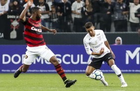 Pedrinho durante o jogo contra a Sport, pelo Brasileirão