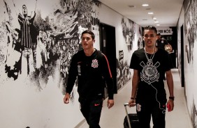 Pedrinho e Mateus Vital no vestirio da Arena antes do jogo contra o Sport-PE