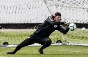 O goleirão Cássio durante o treino desta manhã no CT Joaquim Grava