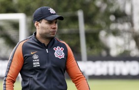 Treinador Jair Ventura tem objetivo de montar a equipe para o duelo contra o Internacional