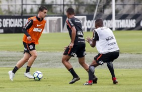 Carlos Augusto durante o treinamento de hoje no CT Joaquim Grava