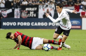 Mateus Vital durante partida contra o Flamengo, pela Copa do Brasil