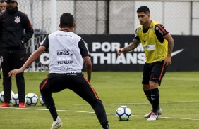 Sergio Díaz durante o treinamento de hoje nO CT Joaquim Grava
