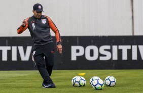 Técnico Jair Ventura comandou treinamento desta tarde no CT Joaquim Grava