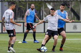 Thiaguinho, Mantuan e Pedro Henrique treinam juntos no CT