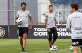 Zagueiro Vilson e volante Ralf treinam no CT Joaquim Grava para enfrentar o América-MG