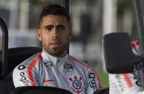 Gabriel no treino de reapresentao na equipe no CT Joaquim Grava