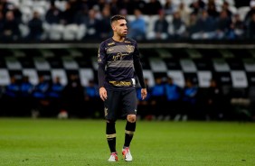 Gabriel em jogada contra o Flamengo, pelo Brasileirão, na Arena Corinthians