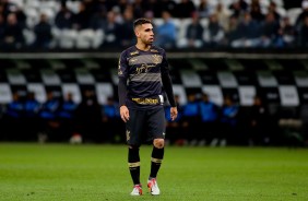 Gabriel em jogada contra o Flamengo, pelo Brasileiro, na Arena Corinthians