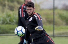 Caíque França durante último treino antes do jogo contra o Cruzeiro