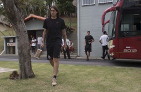 Cássio chega ao CT do Coimbra, em Minas, para último treino antes do jogo contra o Cruzeiro