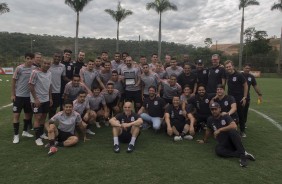 Elenco reunido no CT do Coimbra, em Minas, para duelo contra o Cruzeiro