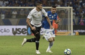 Zagueiro Lo Santos durante primeiro jogo da final contra o Cruzeiro, pela Copa do Brasil