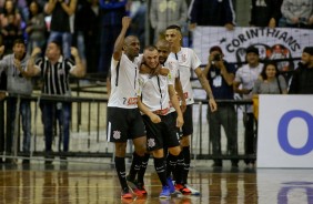 Corinthians se sagrou campeo invicto contra o Joiville, pela Copa do Brasil de futsal