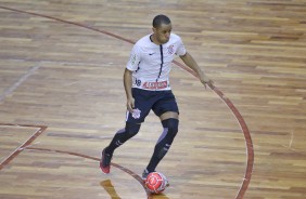 Daniel em jogo contra o Jonville, pela final da Copa do Brasil de futsal