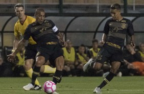 Emerson Sheik participou da partida neste sábado